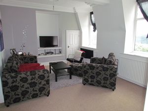 Living room - click for photo gallery